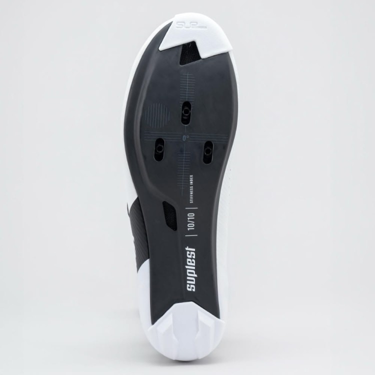01_091_outsole.jpg
