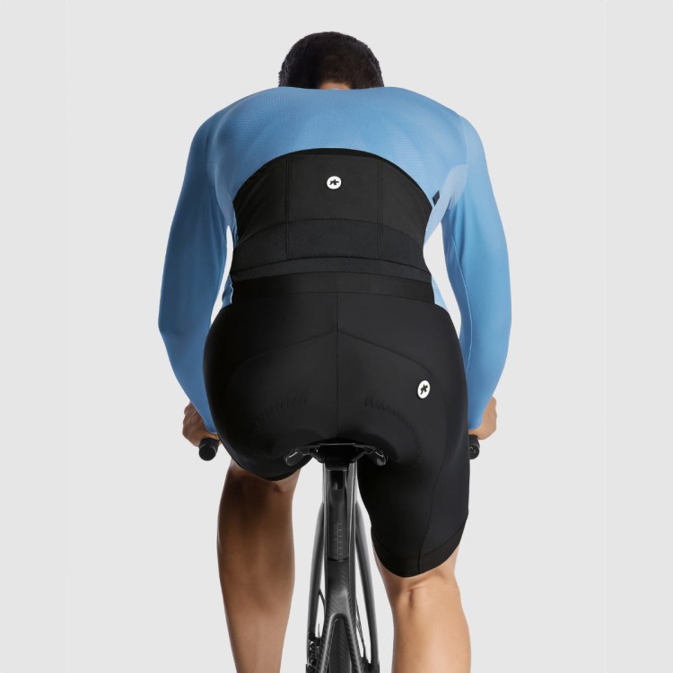 ASSOS_11.24.374.2R_32.jpg
