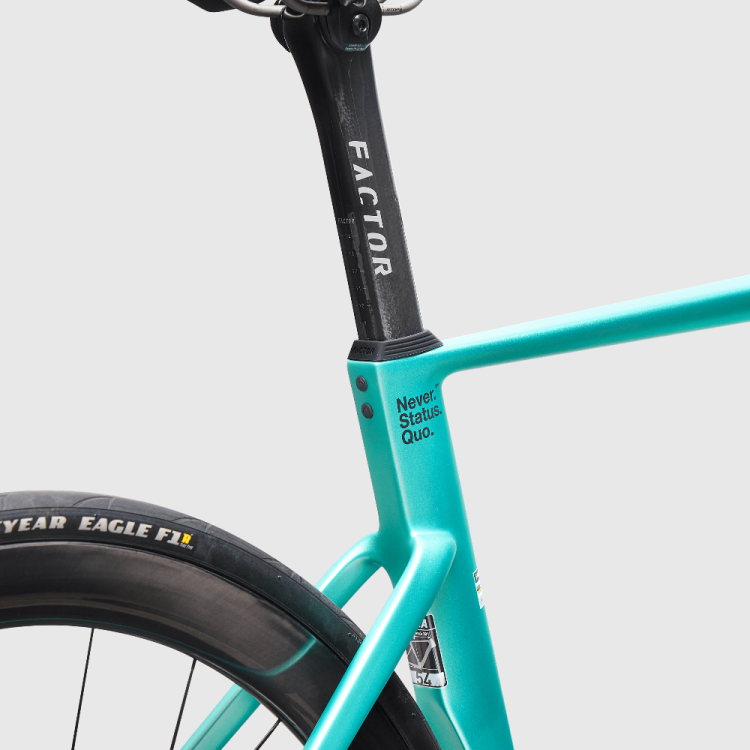 Studio-MONZA-STEEL GREEN-detail-01.png