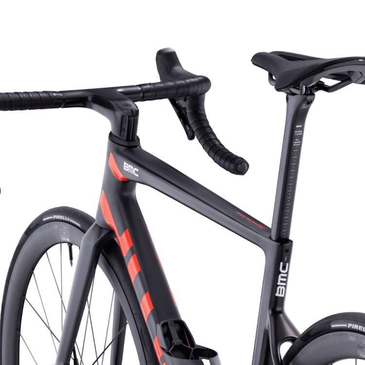 BMC-Teammachine-SLR01-ONE-cbn-red-wht-detail-06.png