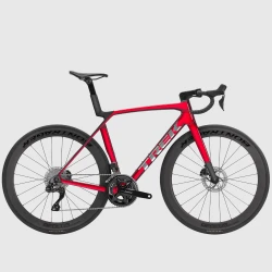Rower Szosowy TREK MADONE SL 6 Gen 8 Gloss Fury Red/Matte Deep Smoke - 2026