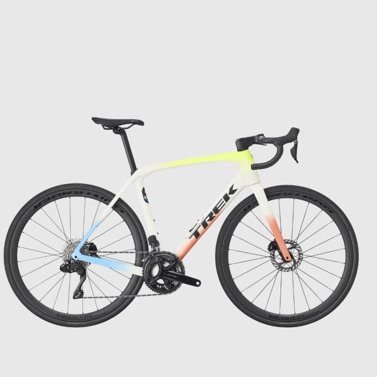 Rower Szosowy TREK DOMANE SL 6 Gen 4 Era White/Glowstick/Coral Fade - 2026