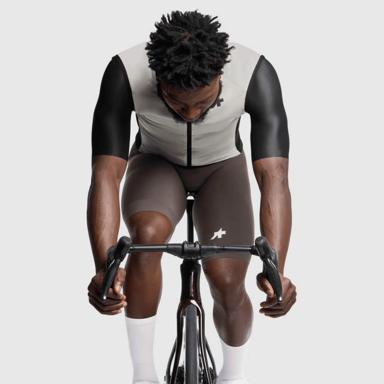 Kamizelka Rowerowa ASSOS MILLE GT Wiatrówka Almond Milk