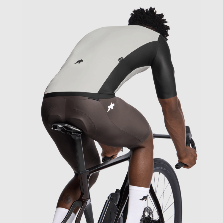 Kamizelka Rowerowa ASSOS MILLE GT Wiatrówka Almond Milk