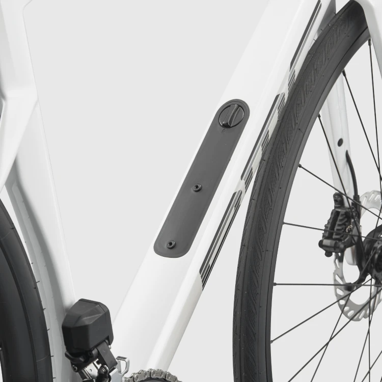 Rower Szosowy BMC Roadmachine TWO Metallic White