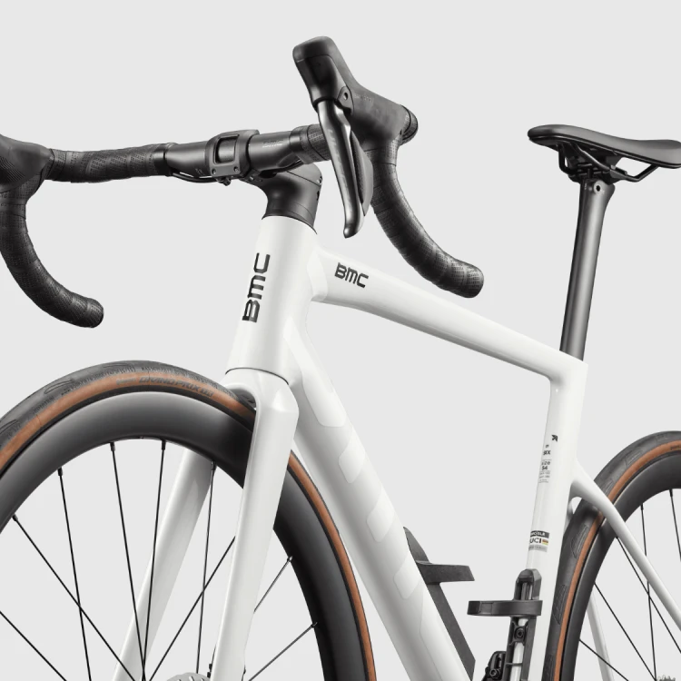 Rower Szosowy BMC Teammachine SLR 01 SIX Stealth White
