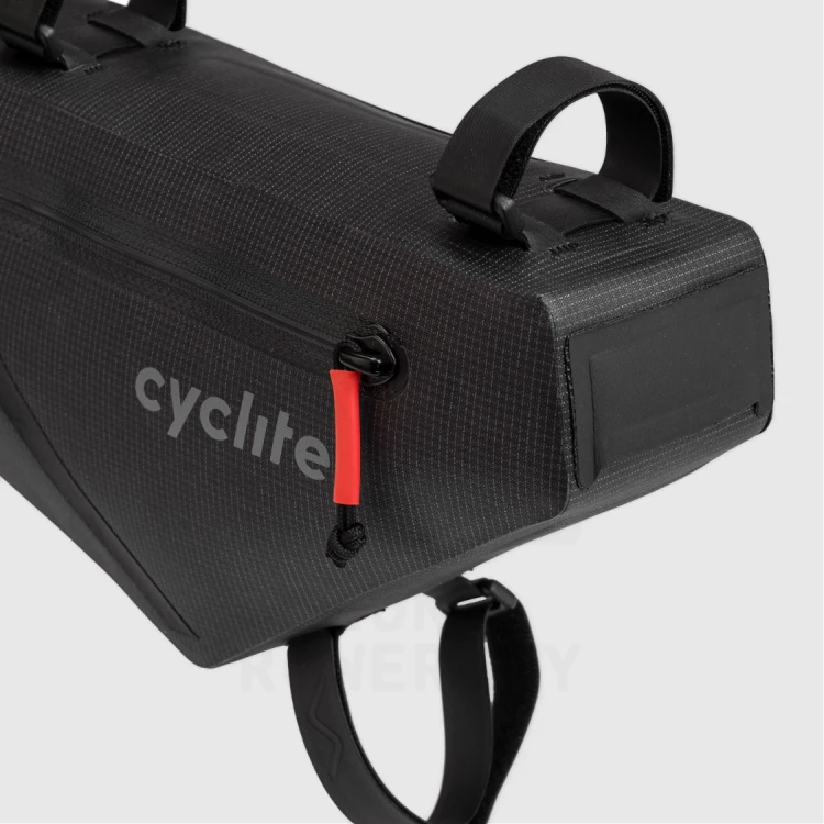 CYCLITE_B-2026-021-03-900_FRAME-BAG-02_Black_Studio (3).png