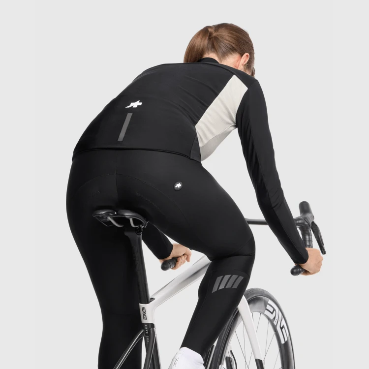 ASSOS_12.30.449.9F_33.png