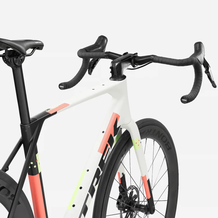 Rower TREK DOMANE SL 7 AXS 1x GEN 5 Matte Era White/Deep Smoke