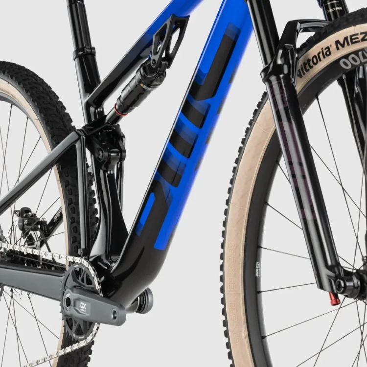 FOURSTROKE ONE blu blk cbn detail 17.webp