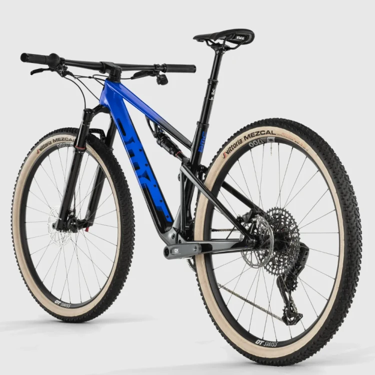 FOURSTROKE ONE blu blk cbn detail 1.webp