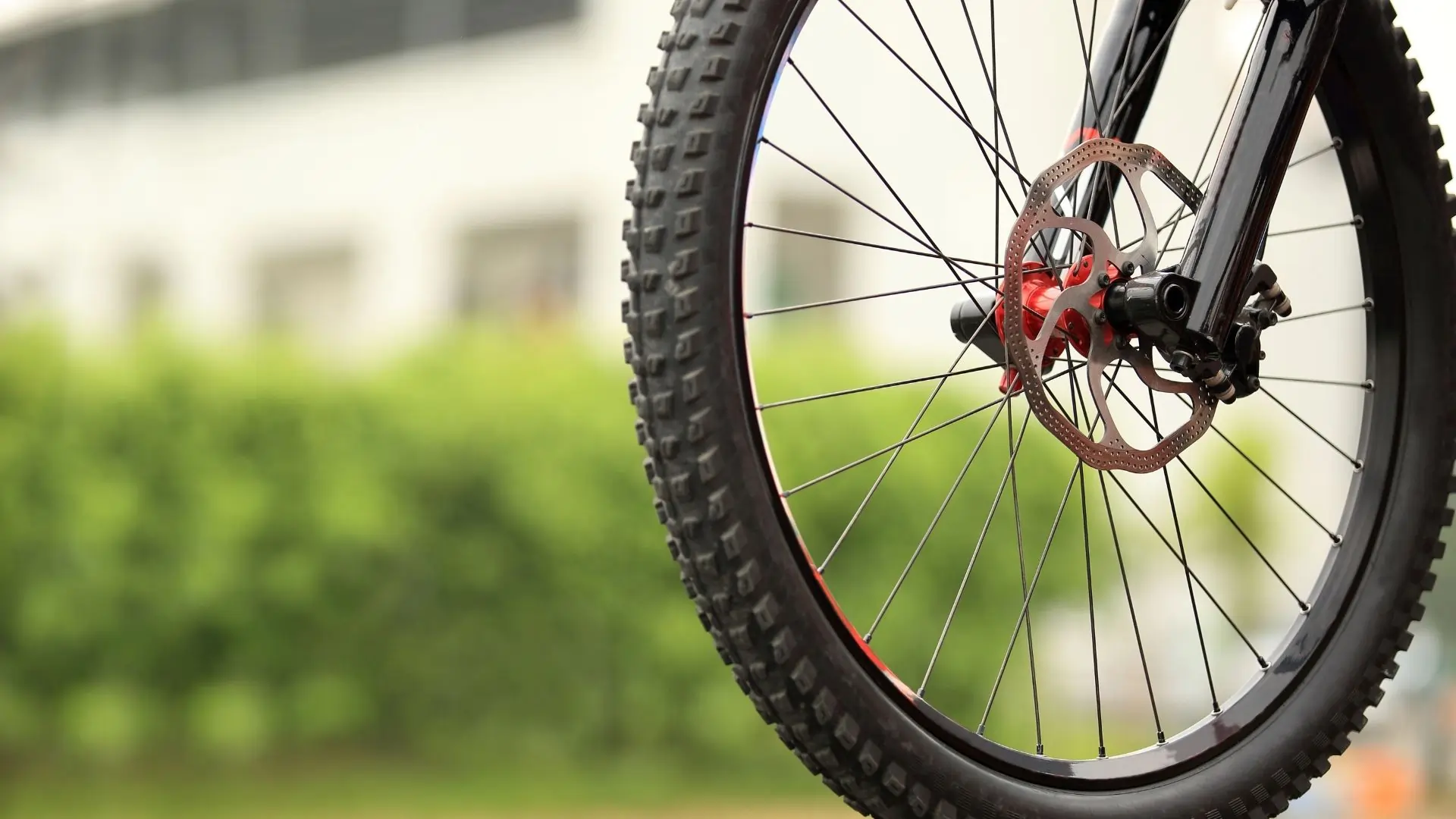 Opony rowerowe w rowerze MTB
